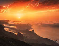 Почти половина россиян мечтает об одиночной поездке за границу